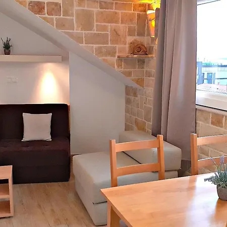 Strandnahe Mit Tollem Ausblick By Interhome Baška Voda