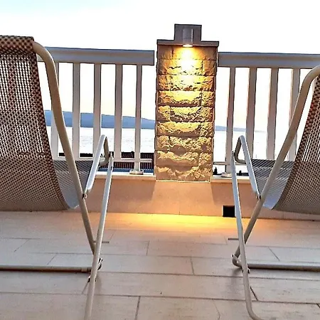 Strandnahe Mit Tollem Ausblick By Interhome