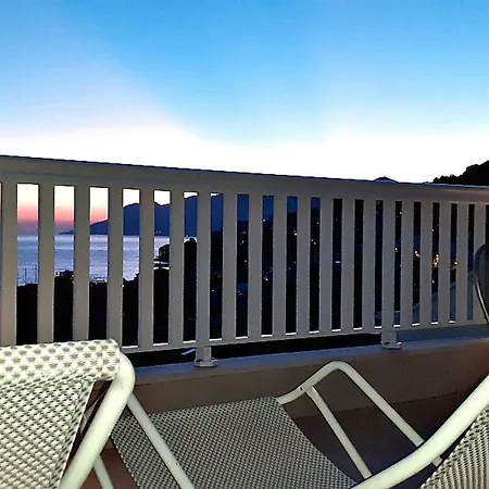 Strandnahe Mit Tollem Ausblick By Interhome *